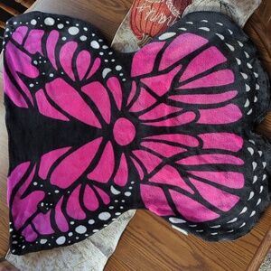 Girls bathrobe/kimono fits ages 5-9